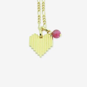 Birthstone juli: Rubinvedhæng med Heart Rock halskæde i forgyldt sølv.