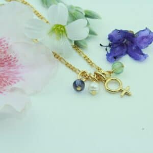 Girl vedhæng i forgyldt sølv med birthstone vedhæng