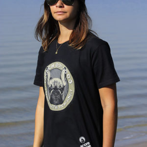 camiseta estampa cachorro bulldog preta feminina