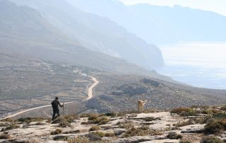 Walking to Chora