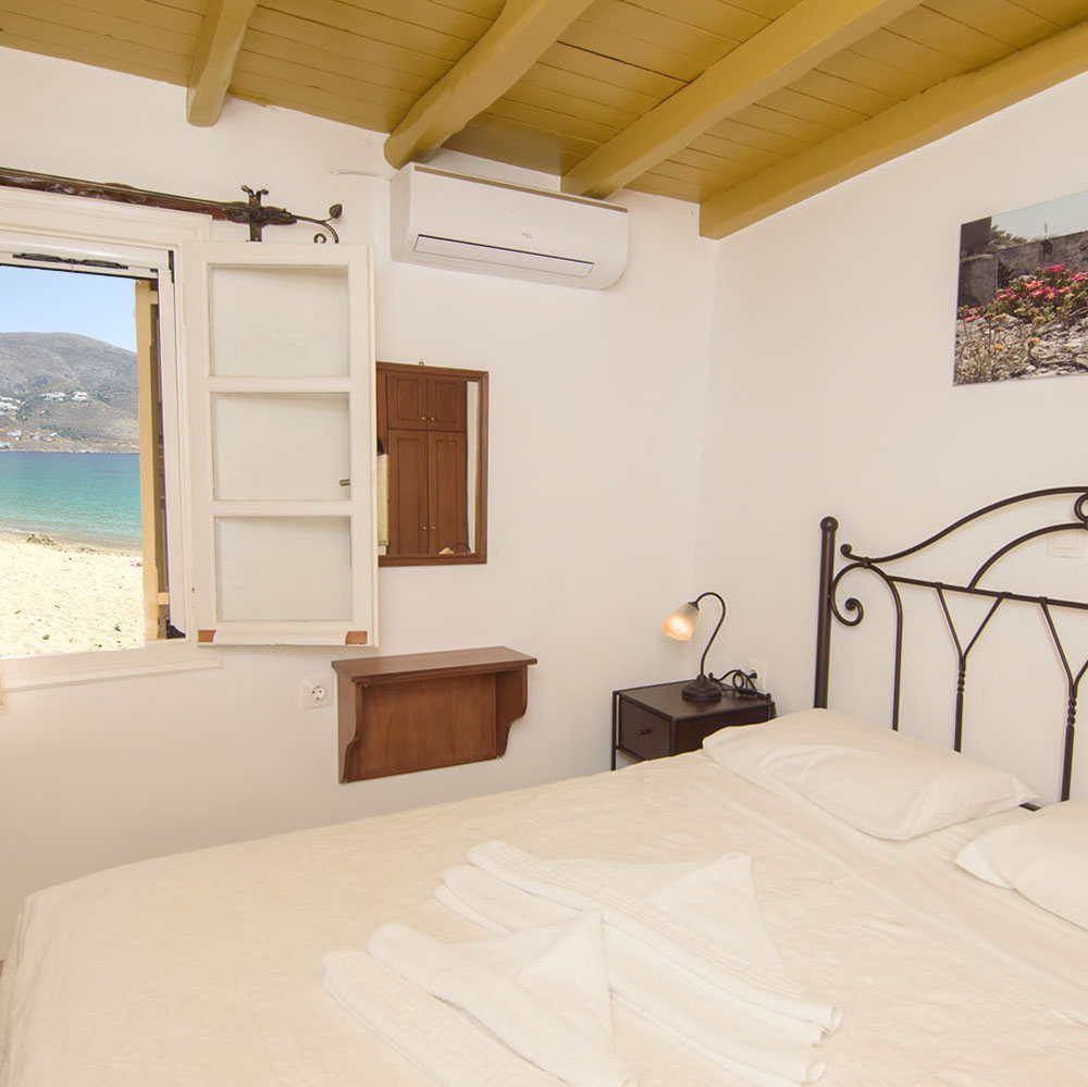 Levrossos Beach Apartments Amorgos