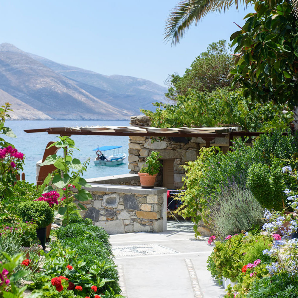 Levrossos Beach Apartments Amorgos