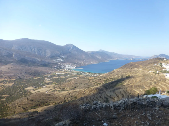 Land in Tholaria with panoramic views