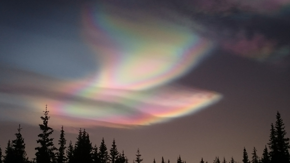 Cloud Iridescence