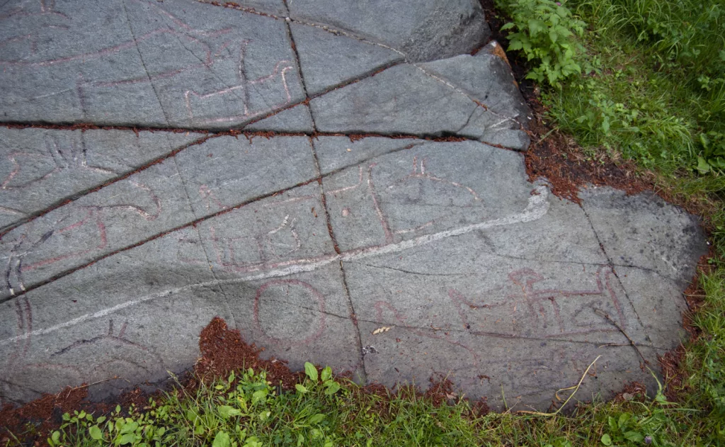 Photograph of petroglyphs at Evenhus.