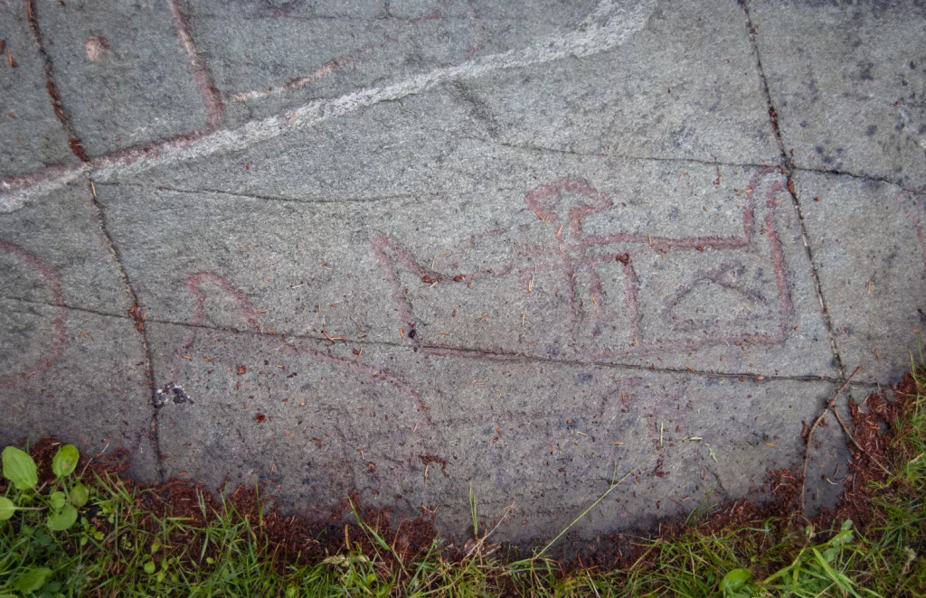 Photograph of petroglyphs at Evenhus.