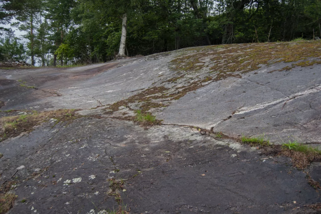 Photograph of the petroglyphs at Bogge.