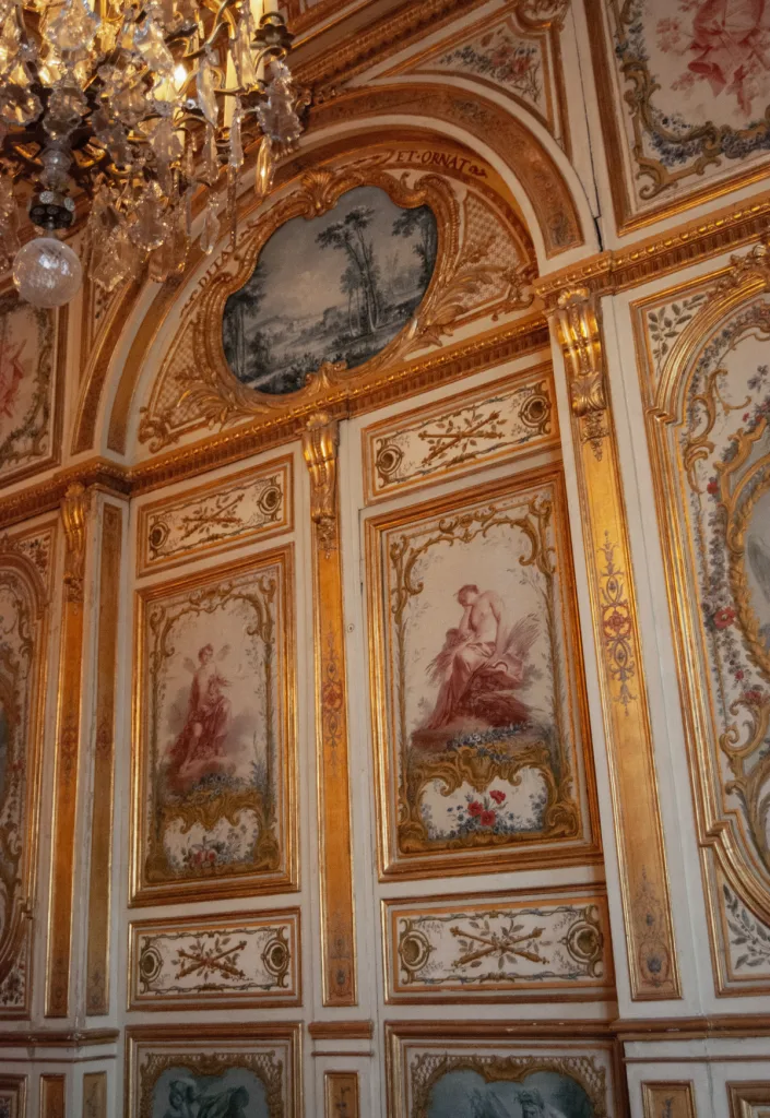 Photograph from the Palace of Fontainebleau.