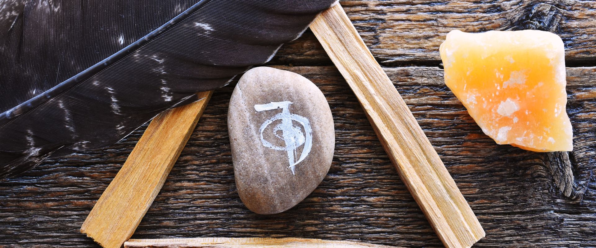 Reiki symbol och kristall