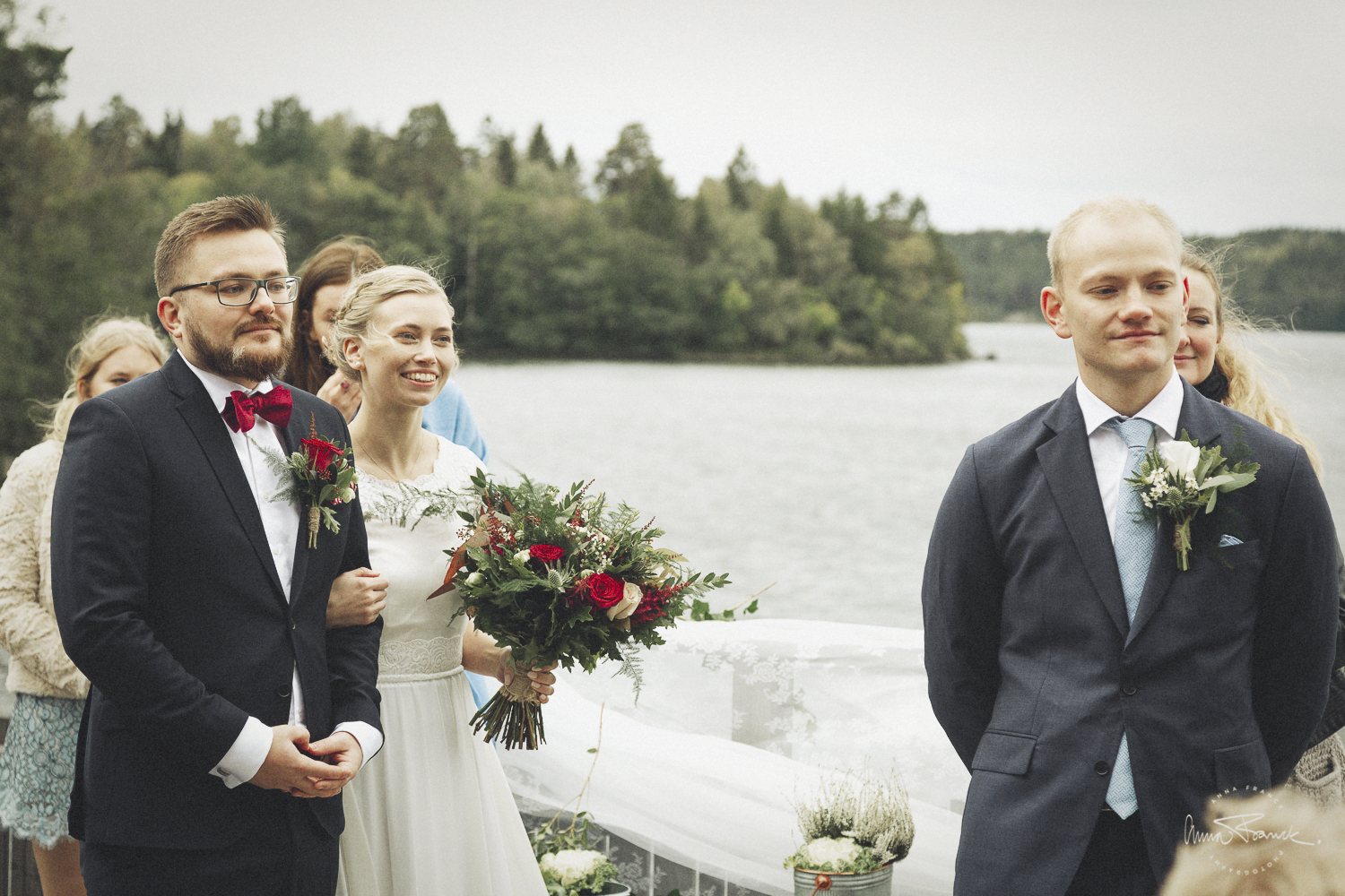 relaxed summer wedding in Stockholm - Anna Franck Photography 