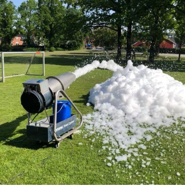 Skumkanon 220V til udlejning til skumfest og events på Fyn hos Anthonys Festudlejning