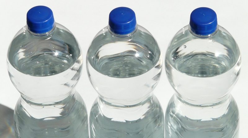 Quanto ci costa l’acqua in bottiglia