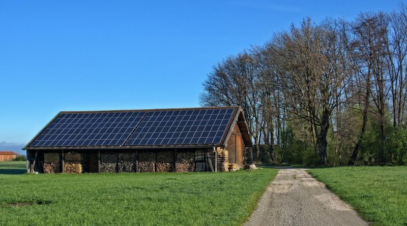 Regolamentare la produzione di energie rinnovabili sui terreni agricoli