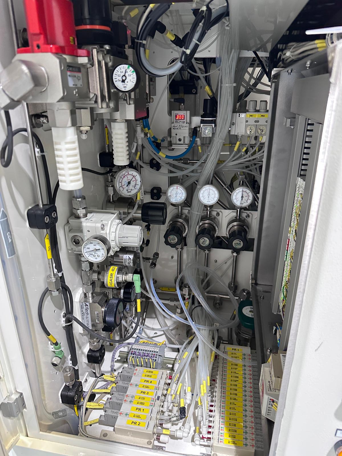 DV34 internal