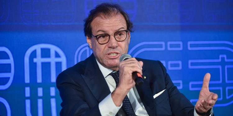 Web tax: il governo valuterebbe l’abolizione per evitare ritorsioni dagli Usa