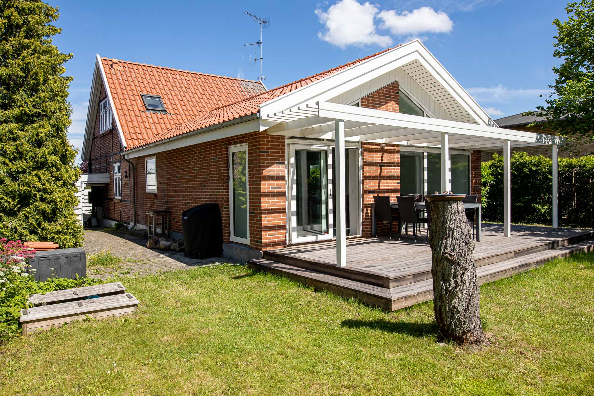 Arkinaut arkitekt- og byggerådgivning - Tilbygning med pergola 5