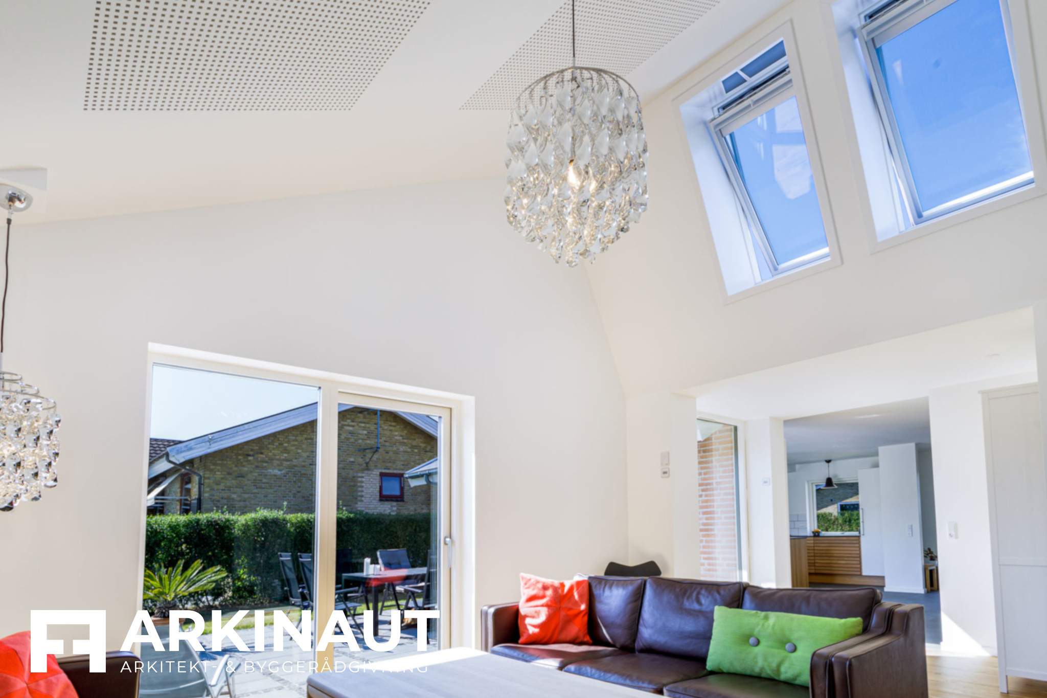 Tilbygning med asymmetrisk tag og ovenlys - Arkinaut Arkitekt- og byggerådgivning Aps 8