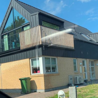 Ny førstesal på parcelhus i gule mursten - Arkinaut Arkitekter