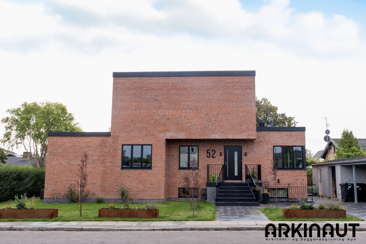 Om- og tilbygning i funkisstil med røde mursten - Arkinaut arkitekt- og byggerådgivning Aps 11