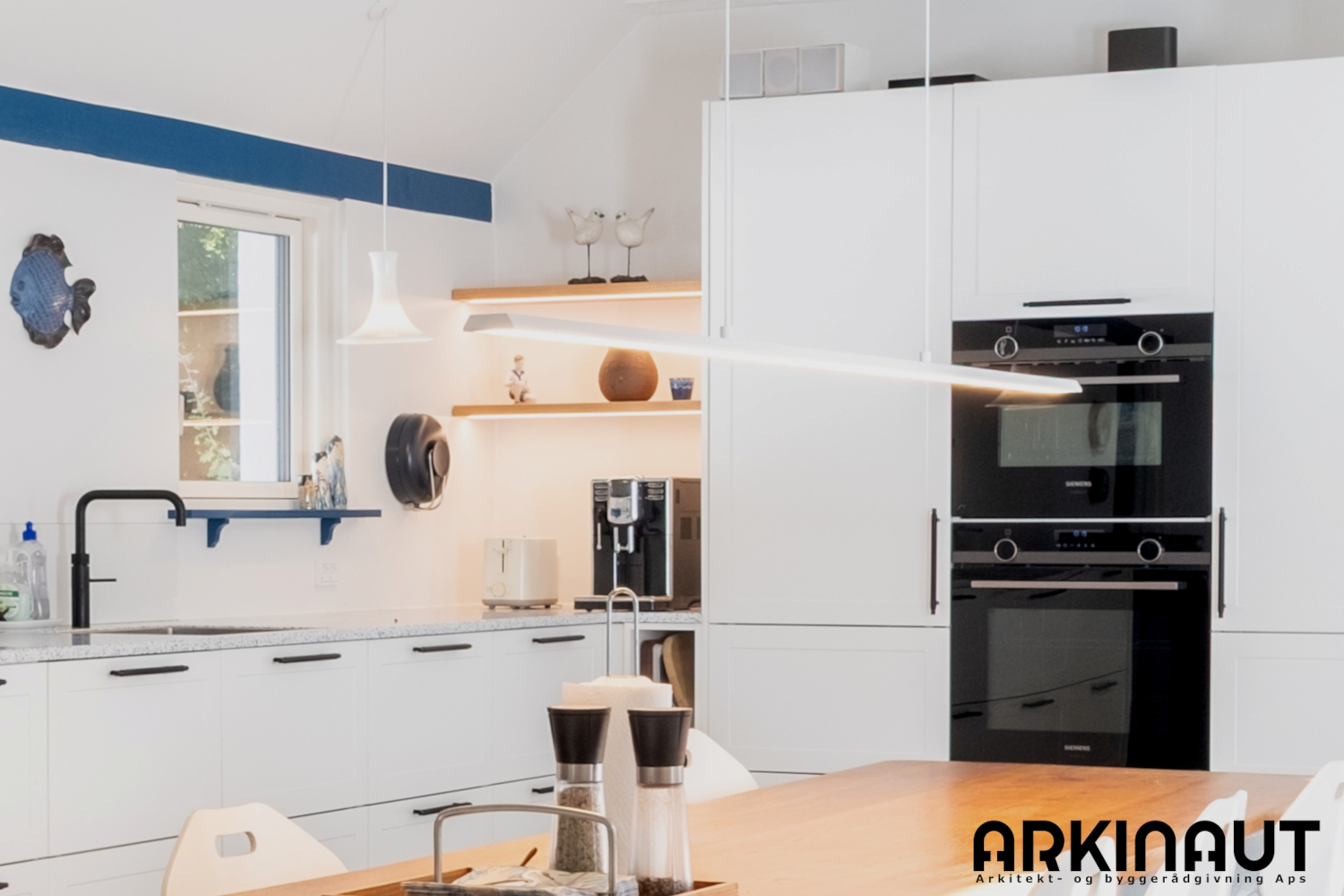 Tilbygning til sommerhus med stråtag - Arkinaut Arkitekter aps 6