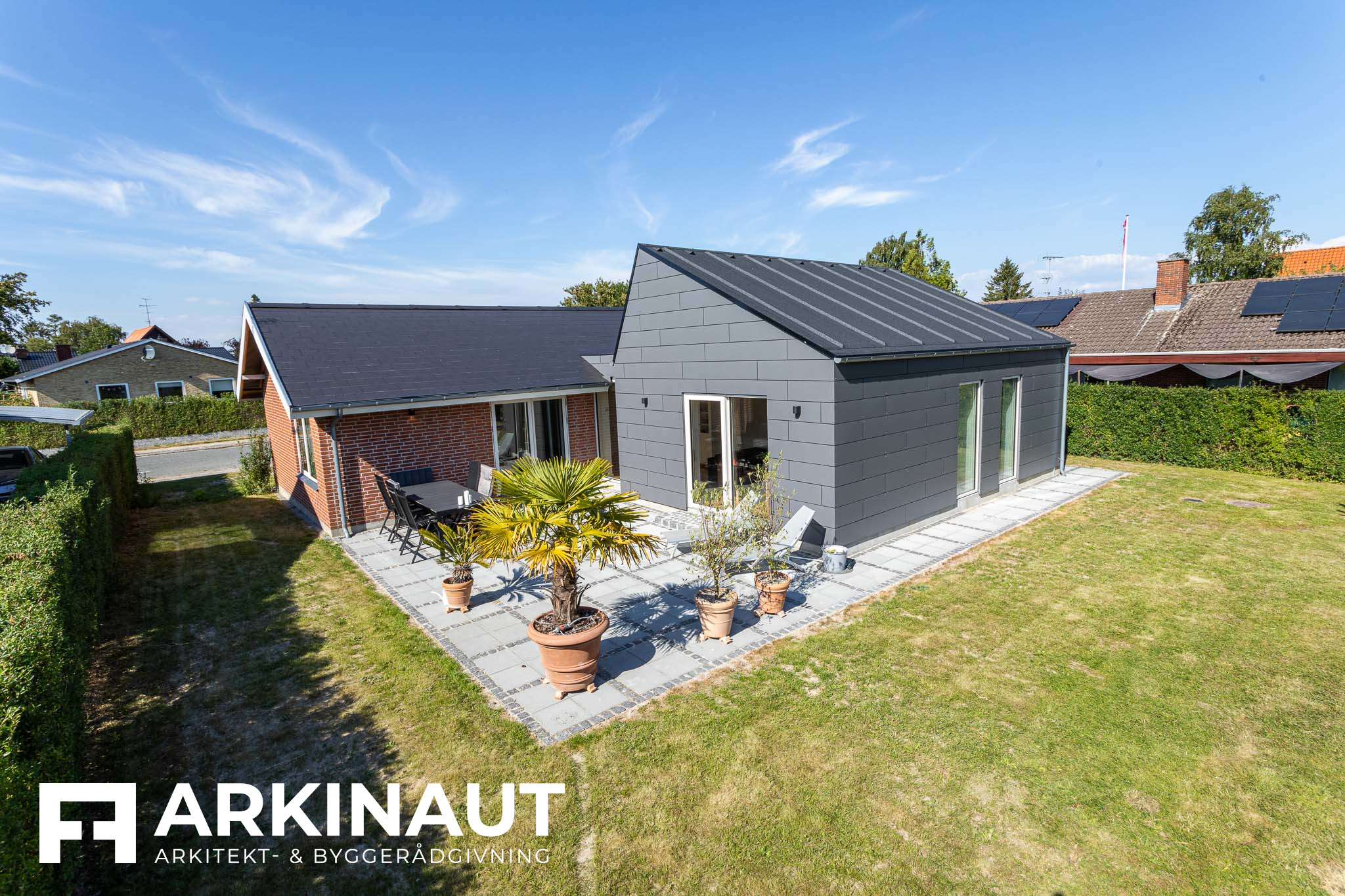 Tilbygning med asymmetrisk tag og ovenlys - Arkinaut Arkitekt- og byggerådgivning Aps 6