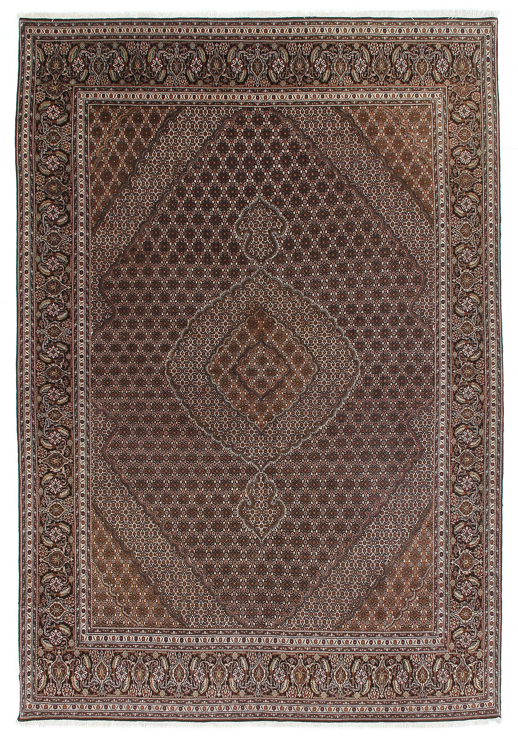 A-1418 Tabriz/Persisk med medaljondesign 250 x 370