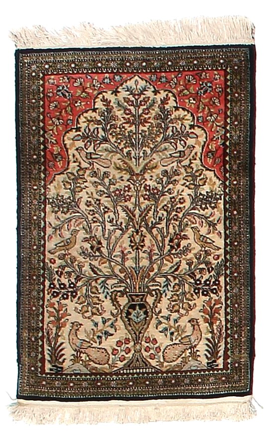 a-429-qum-persisk-helsilke-taeppe-nichedesign-mihrab-motiv-vase-fugle-56-x-91