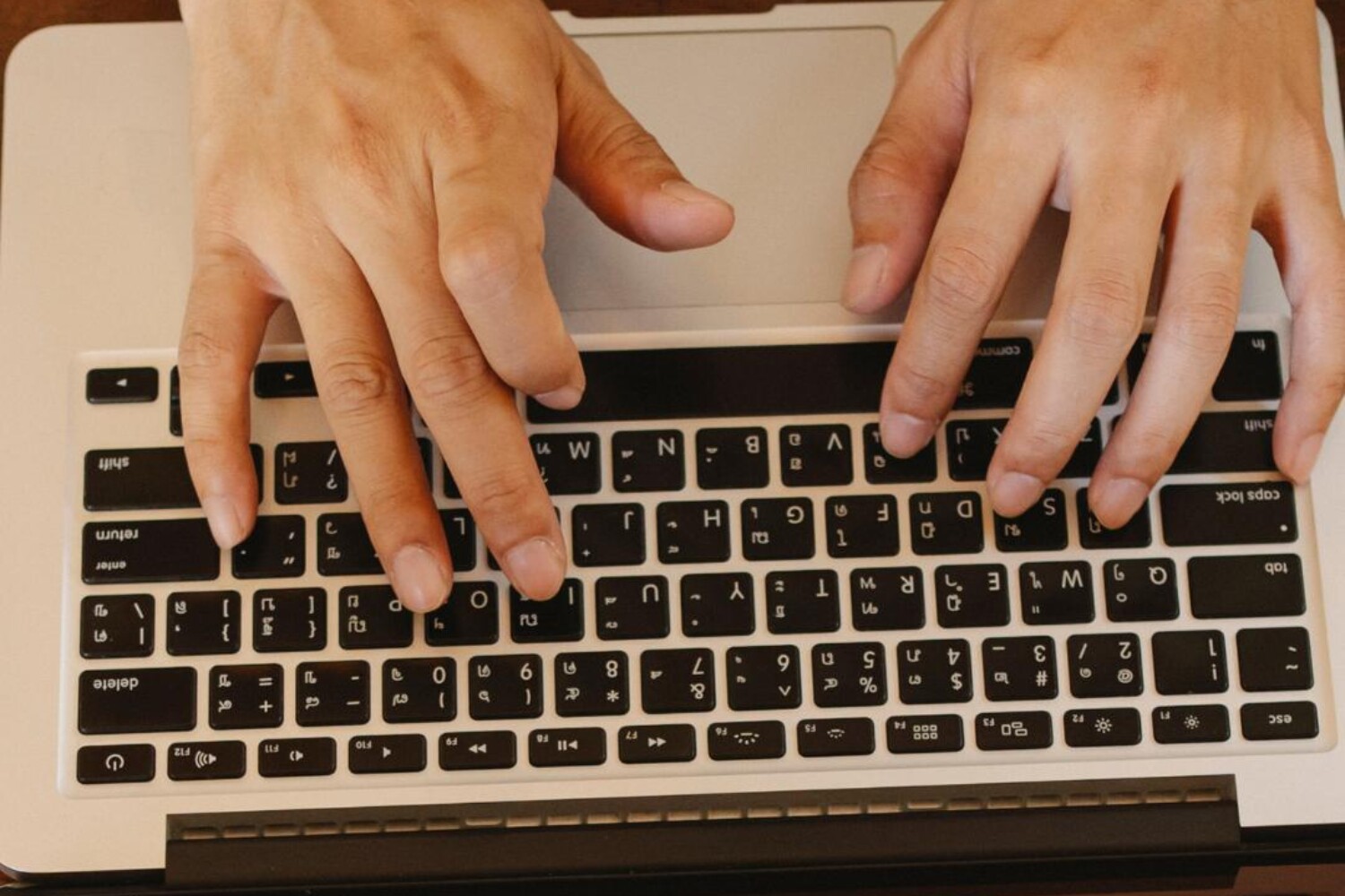 Comment négocier avec les fournisseurs pour optimiser les paiements et la gestion de la trésorerie ?