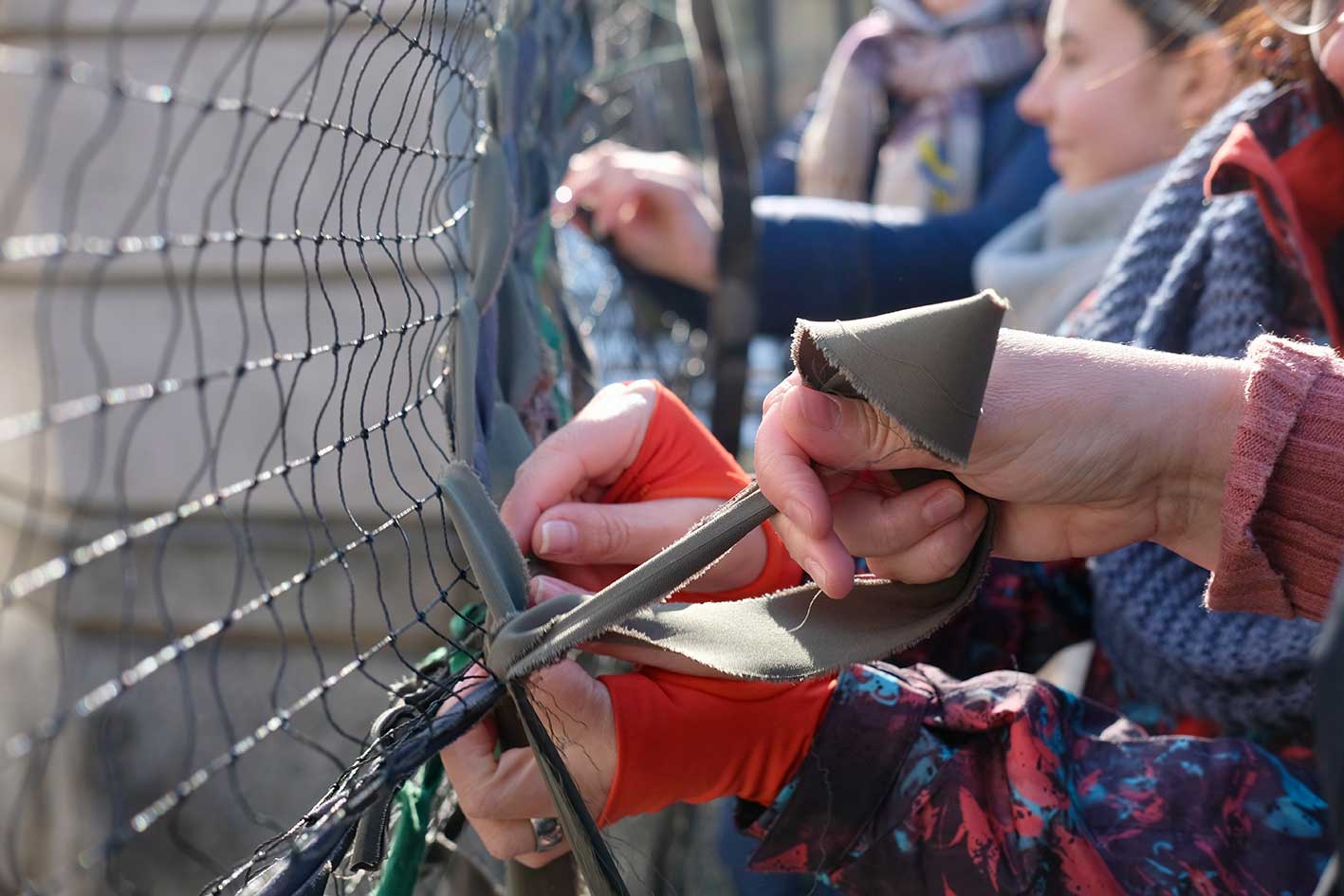 Making camouflage net