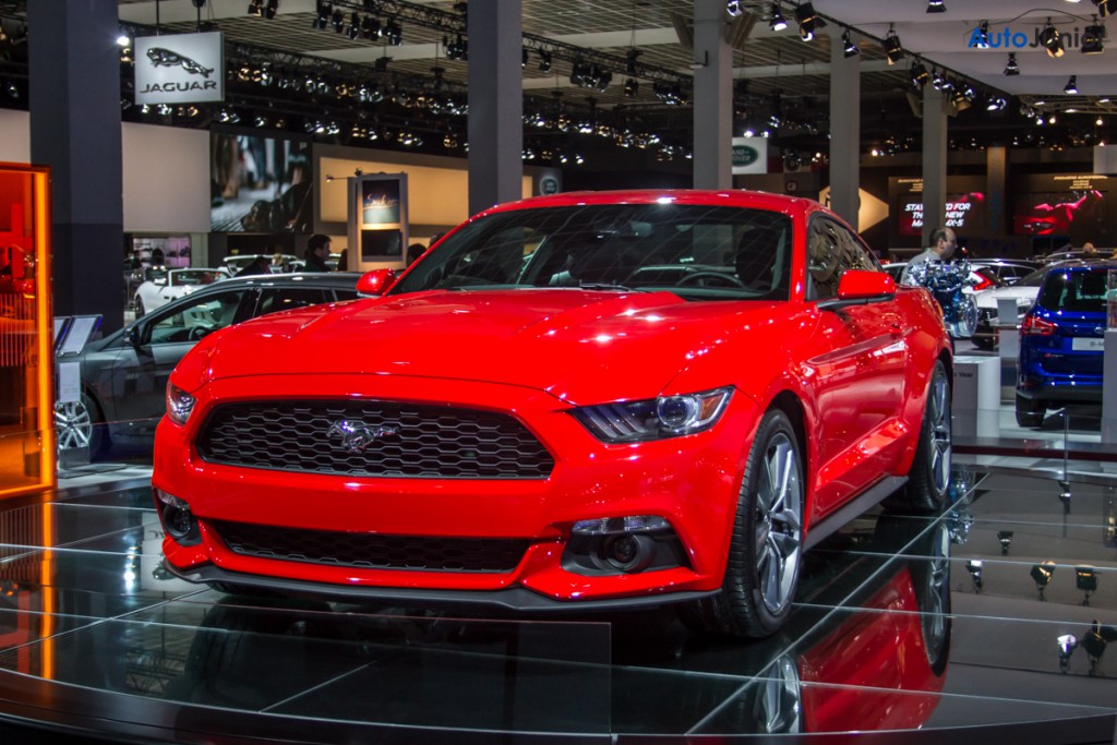 autosalon ford mustang 2015