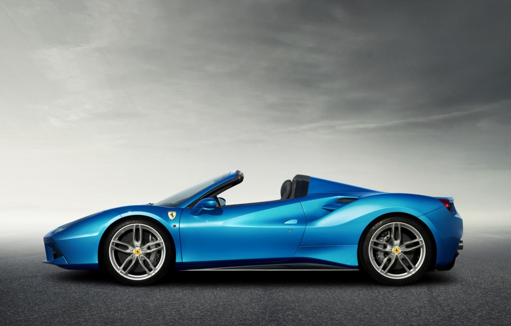 150723_Ferrari488Spider_Laterale_mod-1940x1239