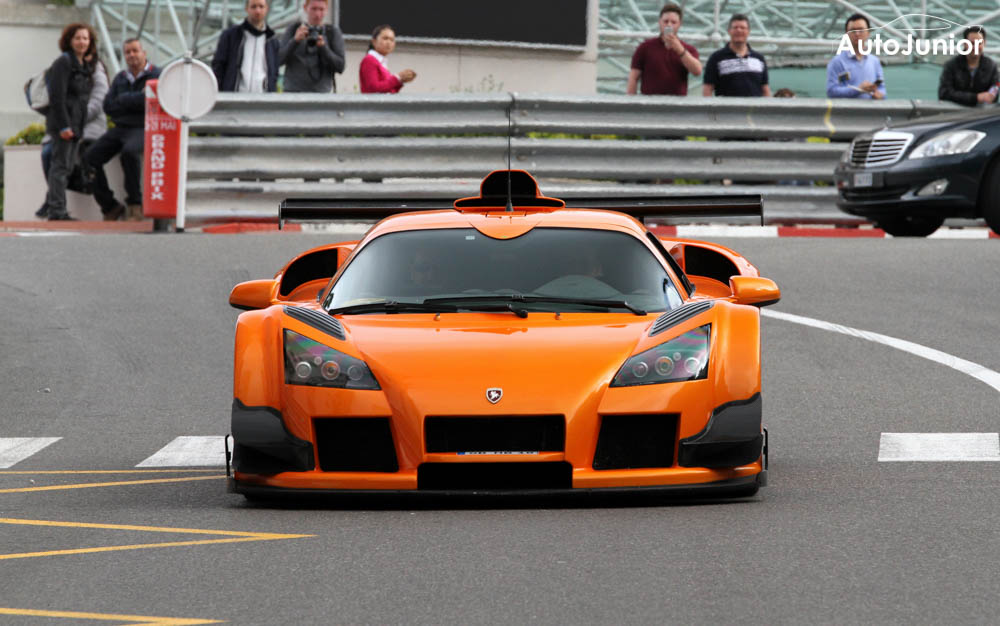 Gumpert Apollo