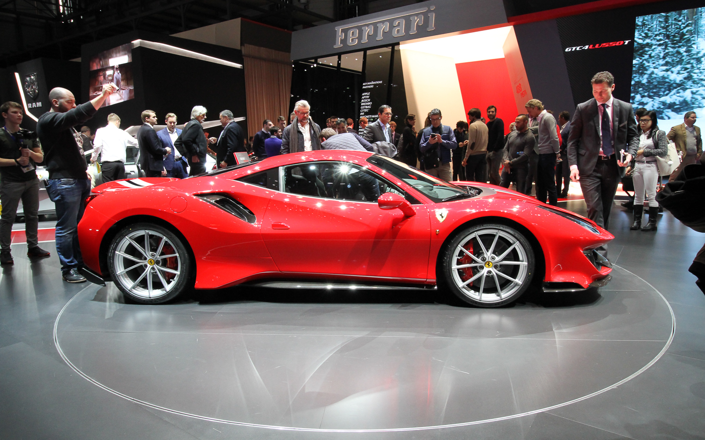 Ferrari 488 Pista