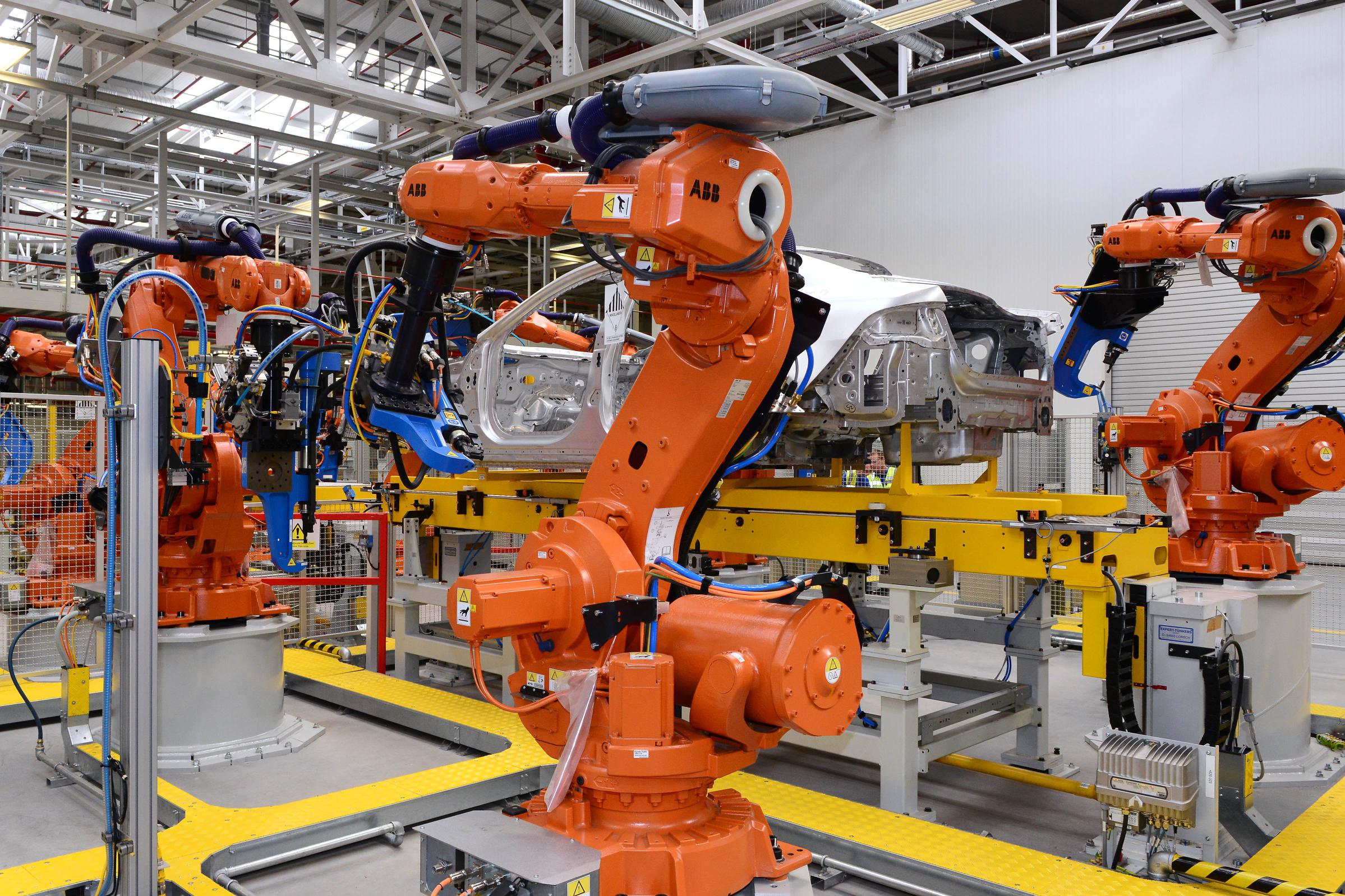 Manufacturing and investment in automotive industry falls