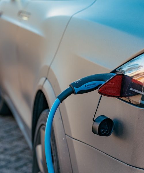 More drivers considering battery-electric vehicles