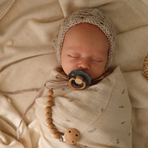 Svøbe baby under søvnen, hvad (godt) det kan gøre for din babys søvn