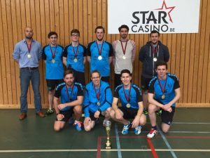 3H kampioen Badmintonteam Halle '86 badminton De Bres VVBBC Kevin Van Cutsem Bavo Barbe Maarten Francois Arno De Greef Nias Rhys Devalckeneer Floris Van Brabandt Tom Lambert Erwin Diekerhof Sander Scheurwater