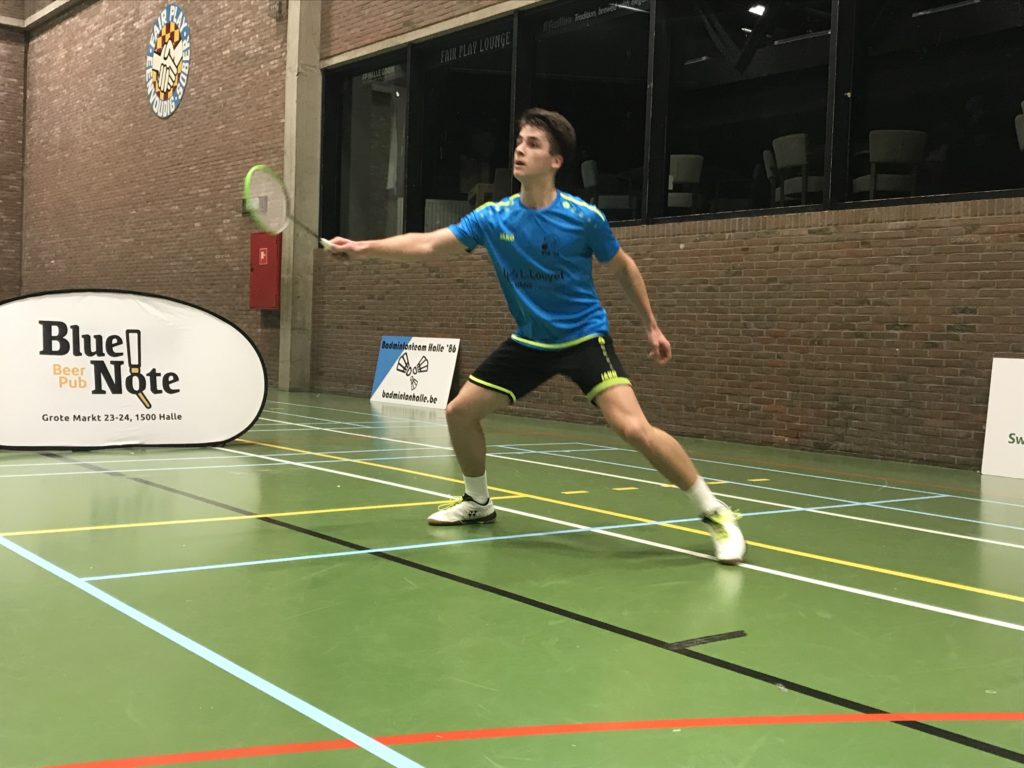 Timon Denayer Badmintonteam Halle '86 badminton Halle Sportcomplex De Bres Blue Note Pub competitie jeugd recreatief badminton