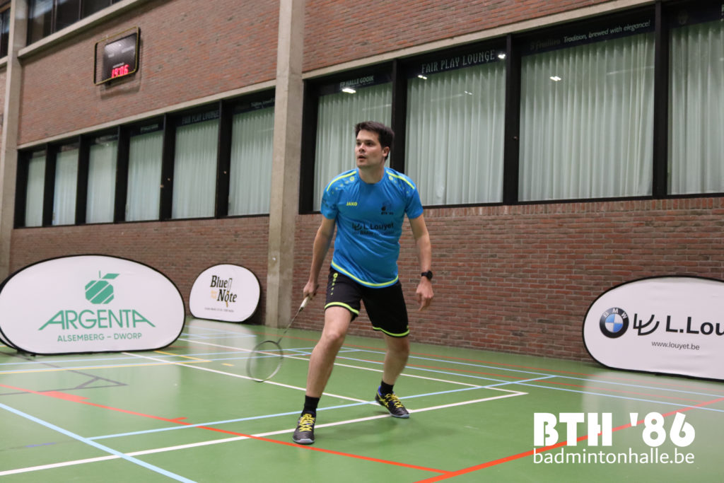 BTH '86 Badmintonteam Halle '86 badminton halle Sportcomplex De Bres Argenta Alsemberg Dworp Blue Note Pub Halle BMW Louyet Thomas Decamps VVBBC Badminton Vlaanderen