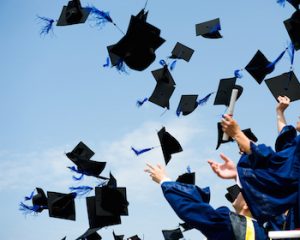 graduation-hats_pop_14341