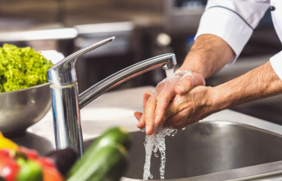 Essential Personal Hygiene for Restaurant Workers