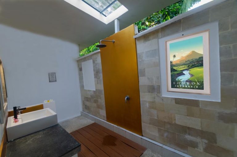 Courtyard Terrace Suite Bathroom - Bel Air Resort Gili Air