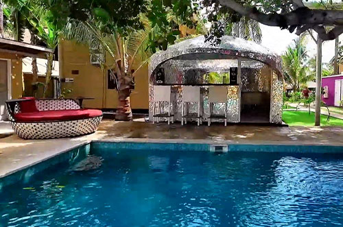 pool-bar