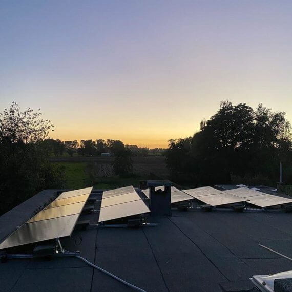 Zonnepanelen kopen voor plat dak