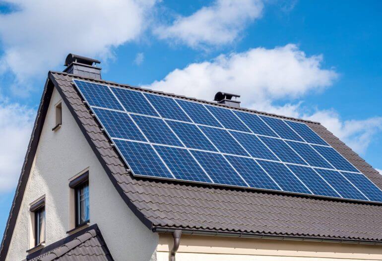 Opbrengst zonnepanelen per maand