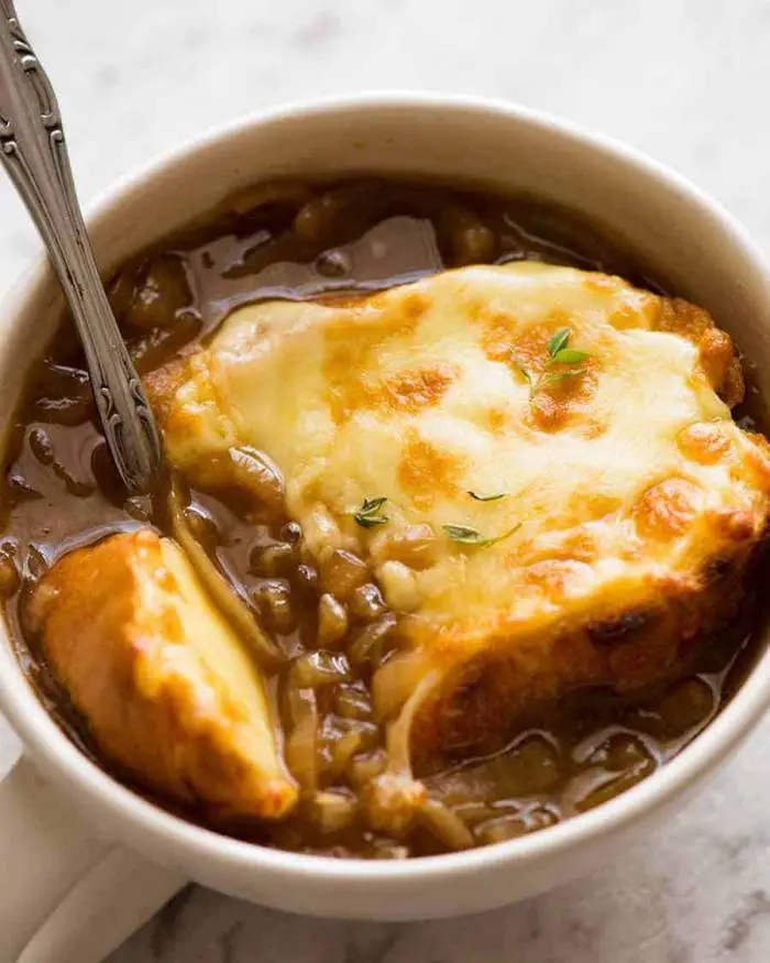 Onion soup is shared between places during the Dunkirk carnivals