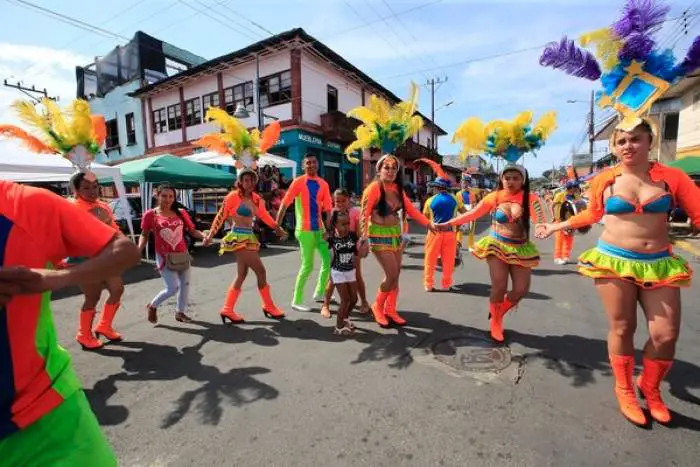 Parades in Limon Carnival take place in the main streets and avenues of the city