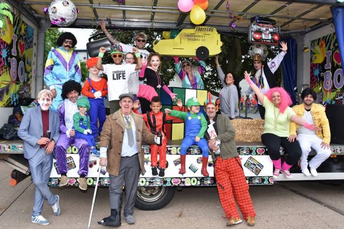 Nuneaton carnival rallies community to participate in floats and raise funds for charity