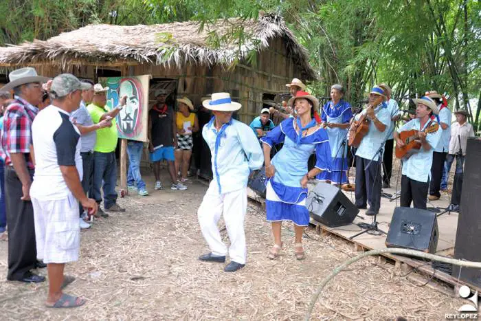 Los bailes y la música tradicional es uno de las atracciones más fuertes de la Jornada Cucalambeana