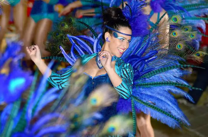 During the Sitges carnival parades you can see colorful and colorful costumes